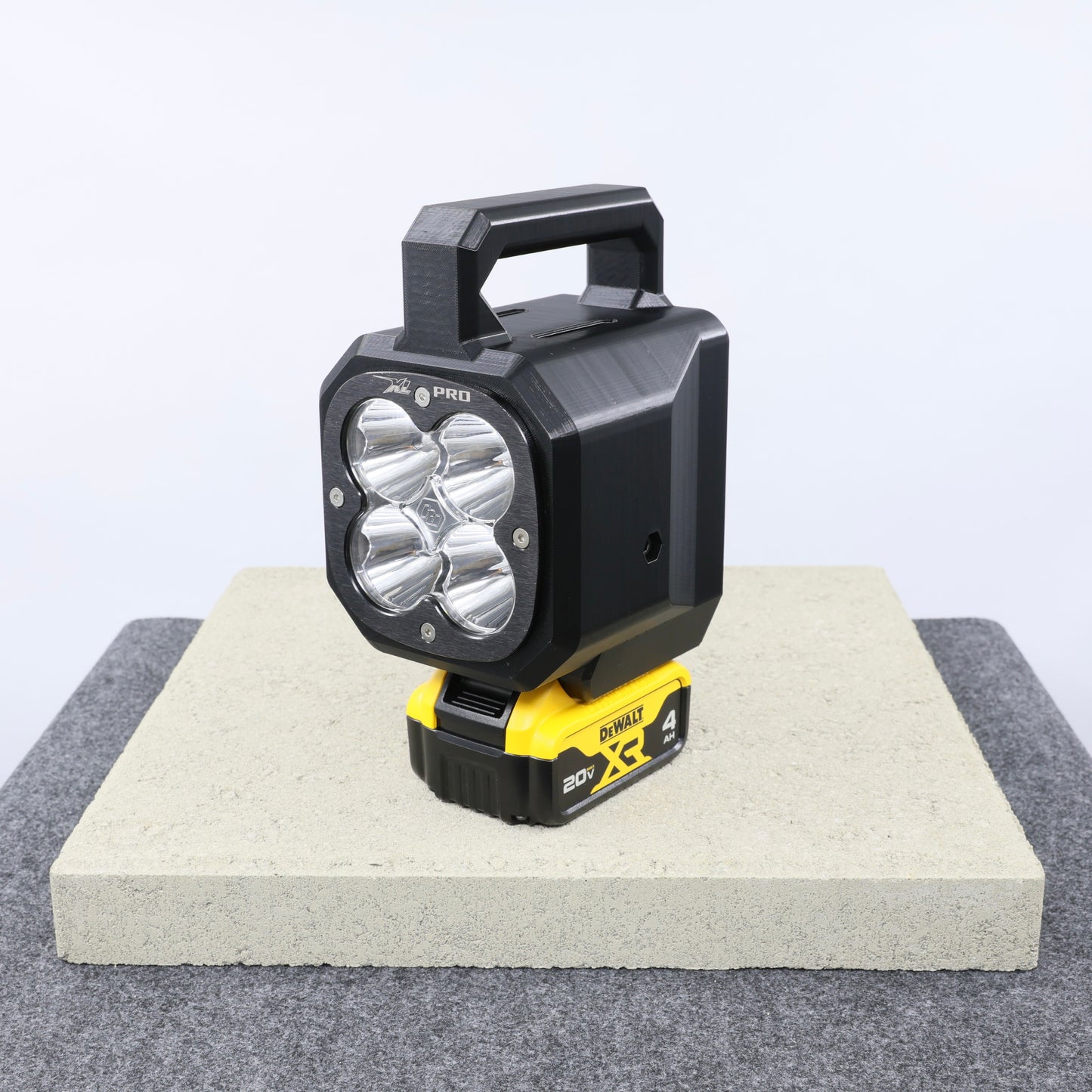 XL DeWALT 20V