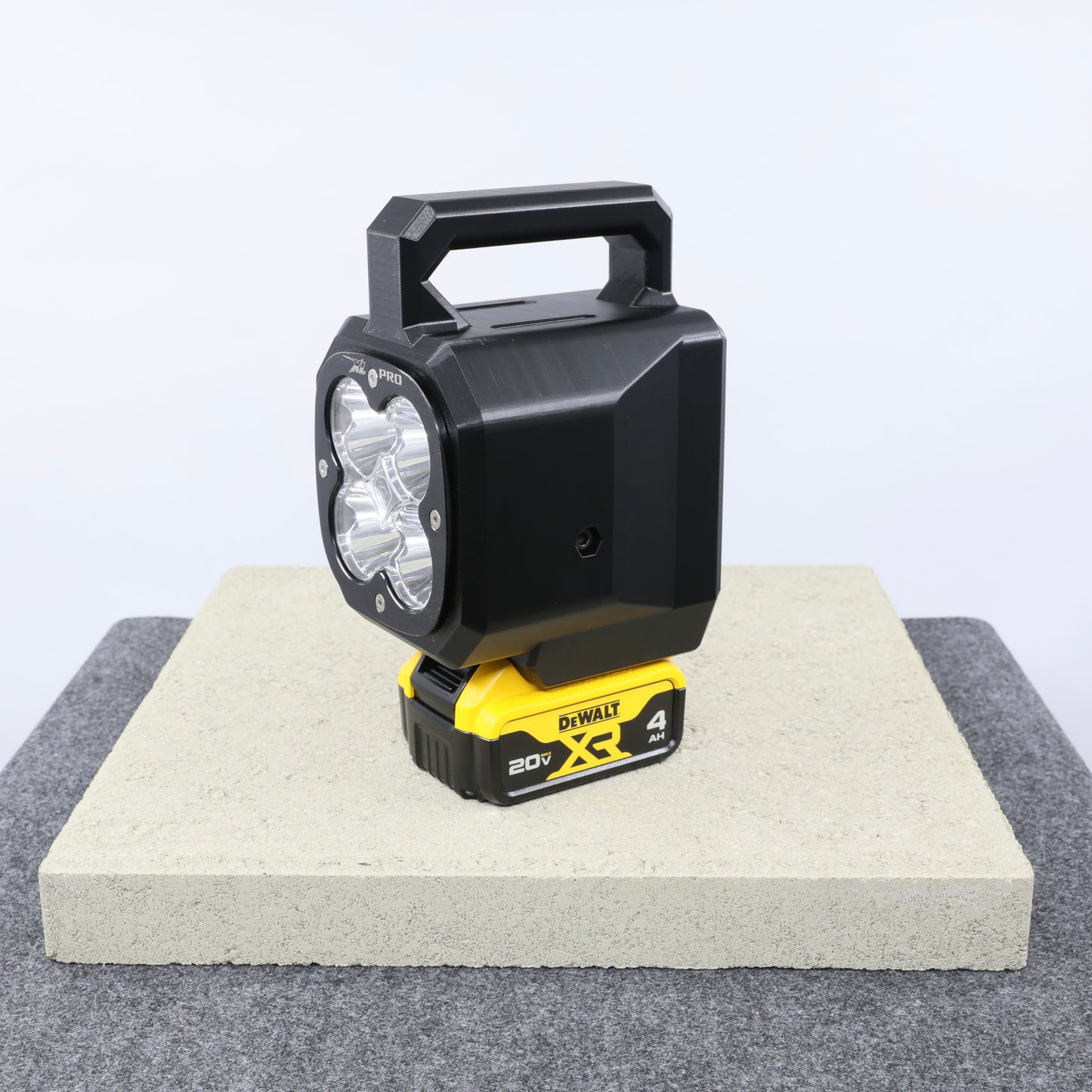XL DeWALT 20V